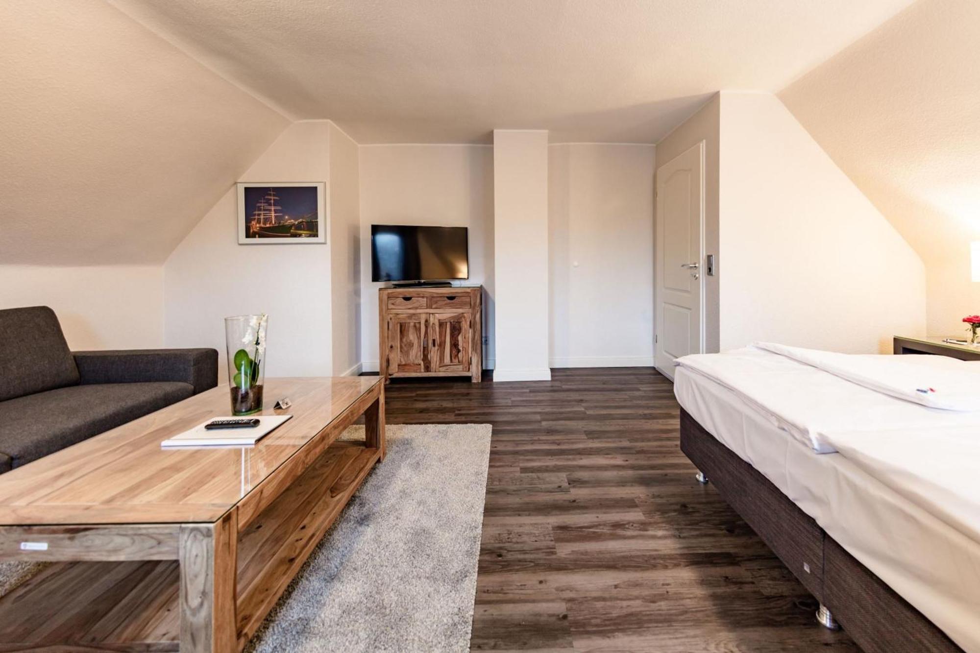 Hotel Zum Zeppelin Hamburg-Harburg Rum bild